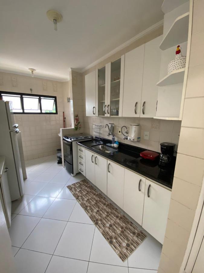 Апартаменты Apartamento 61 - Praia Da Enseada - Гуаружа Экстерьер фото